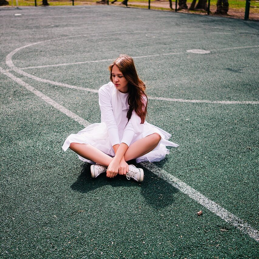 tennis court, girl, ballet